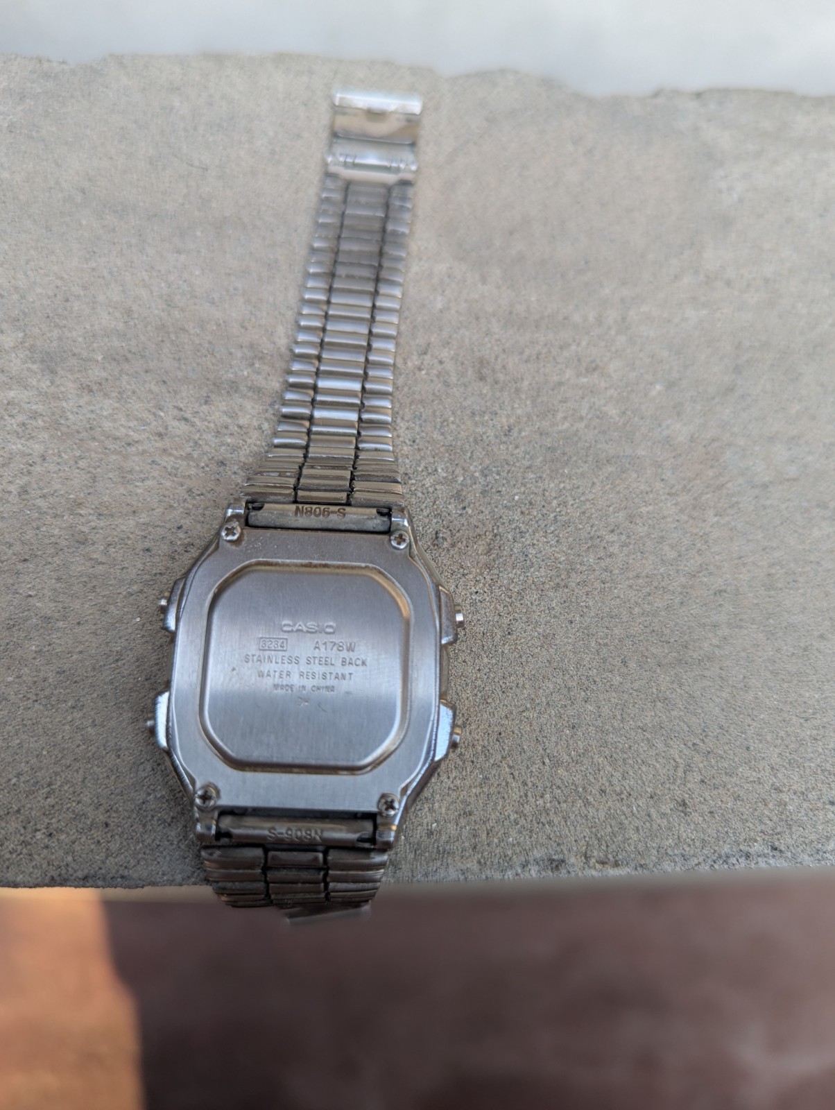 Vintage Casio A178W Digital Watch Silver Stainless Steel Alarm Chrono iluminator