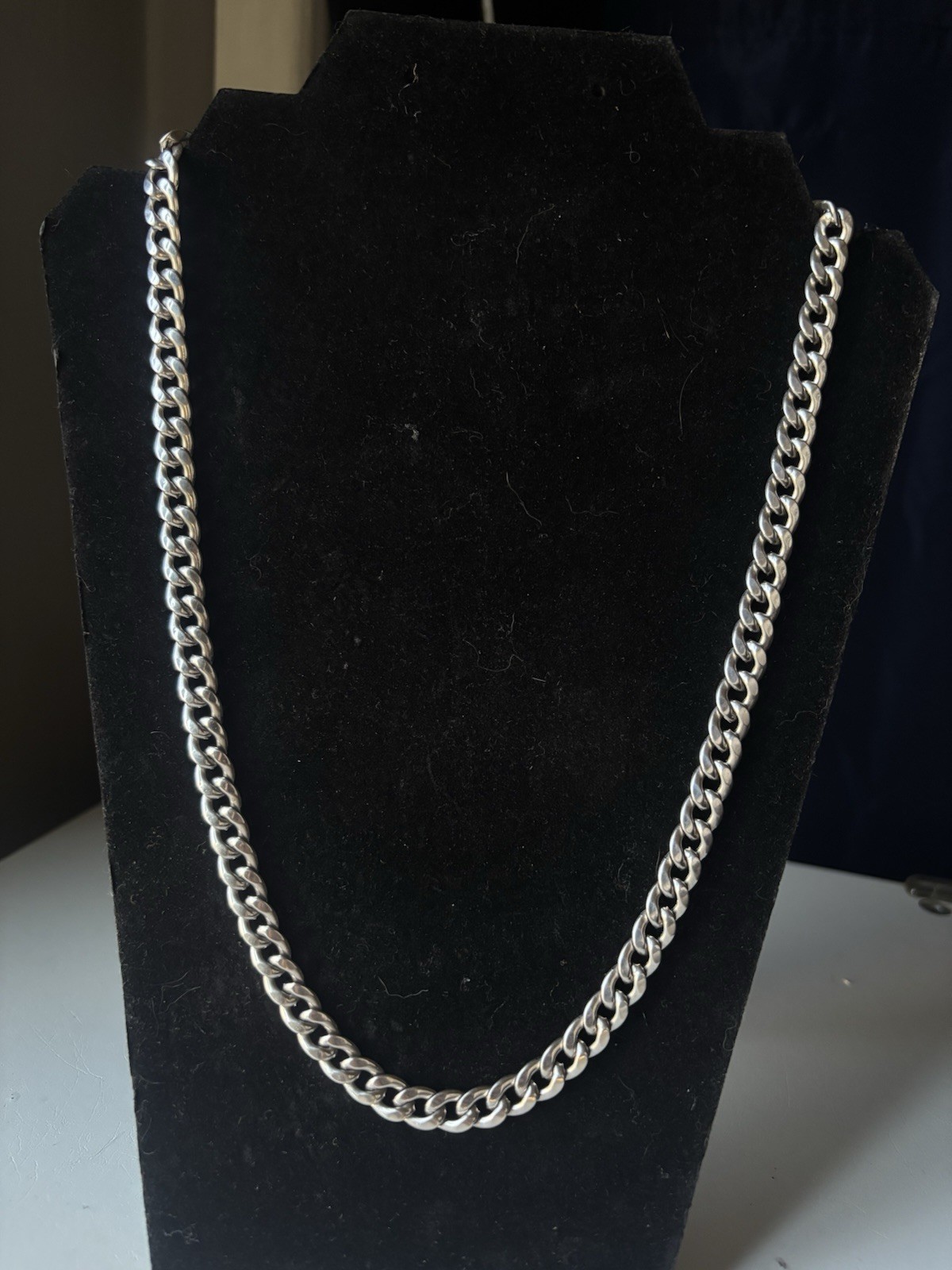 Sterling Silver 8.5mm Cuban Link Chain 24” Made In Italy