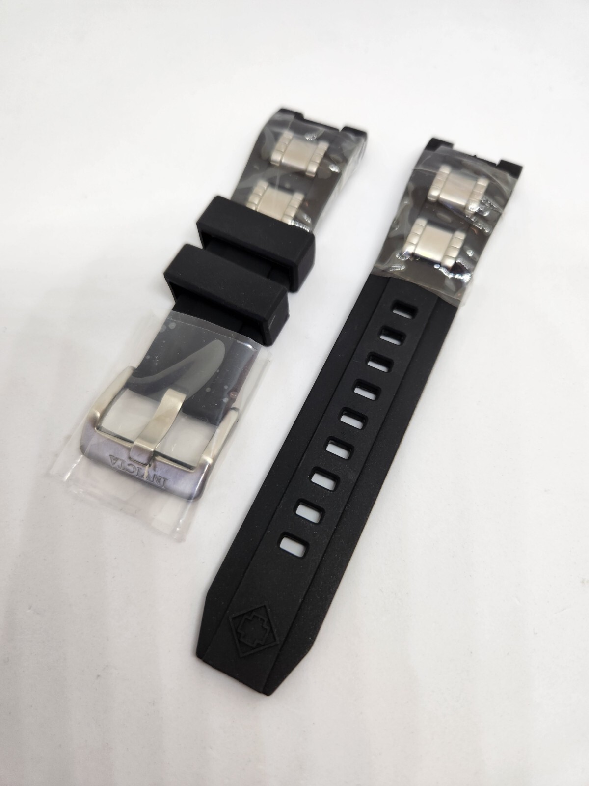 Invicta Subaqua Noma I SAN 1 Black Rubber Strap with Stainless Steel Inserts