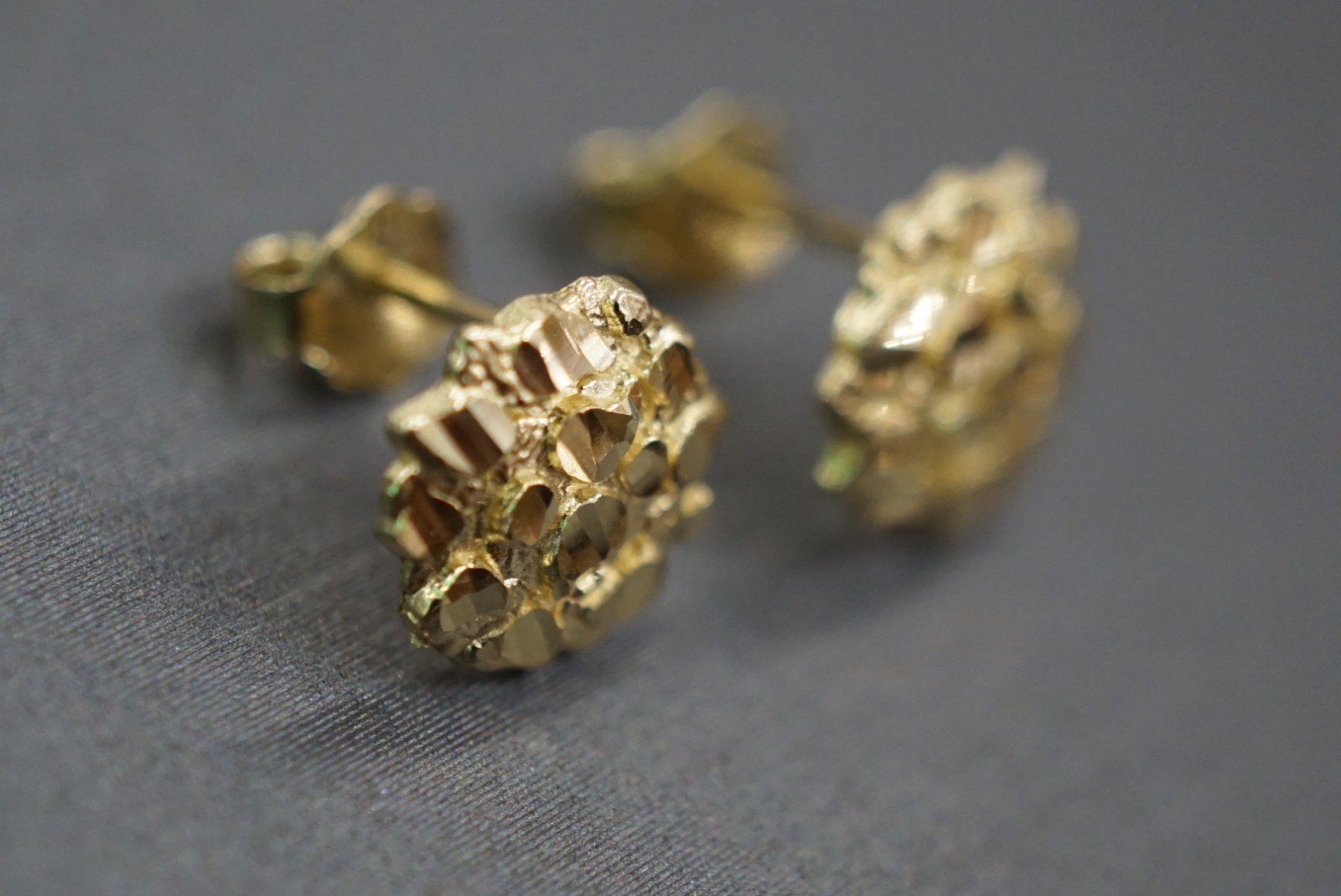 Real 10K Solid Yellow Gold 8.5MM Round Diamond Cut Nugget Stud Earrings.