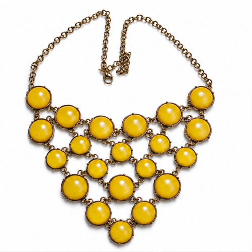 Avon Shimmering Bubbles Necklace Cream In Original Box Fast Shipping