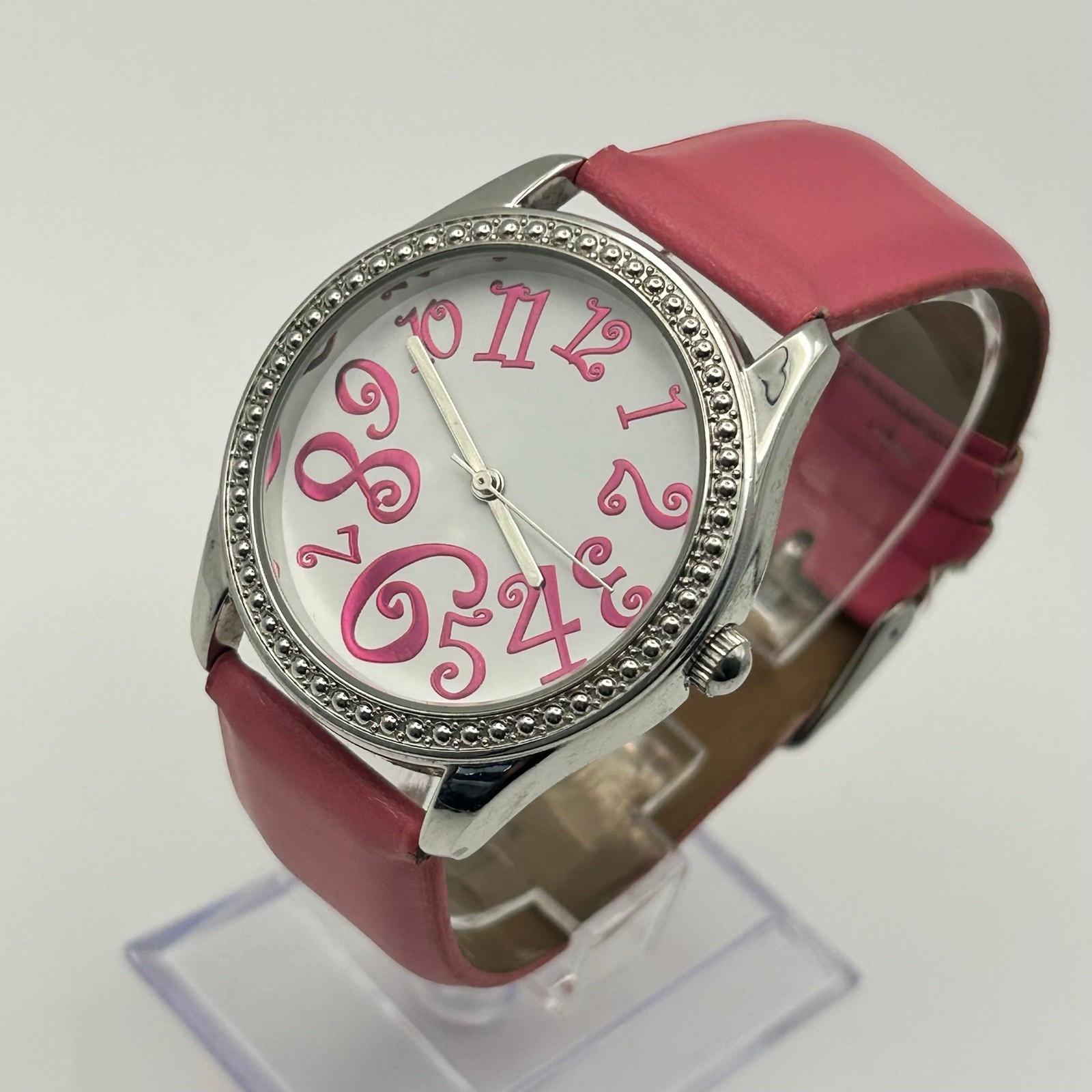 Women’s Silver-Tone Pink Faux Leather Fashion Watch Working New Battery