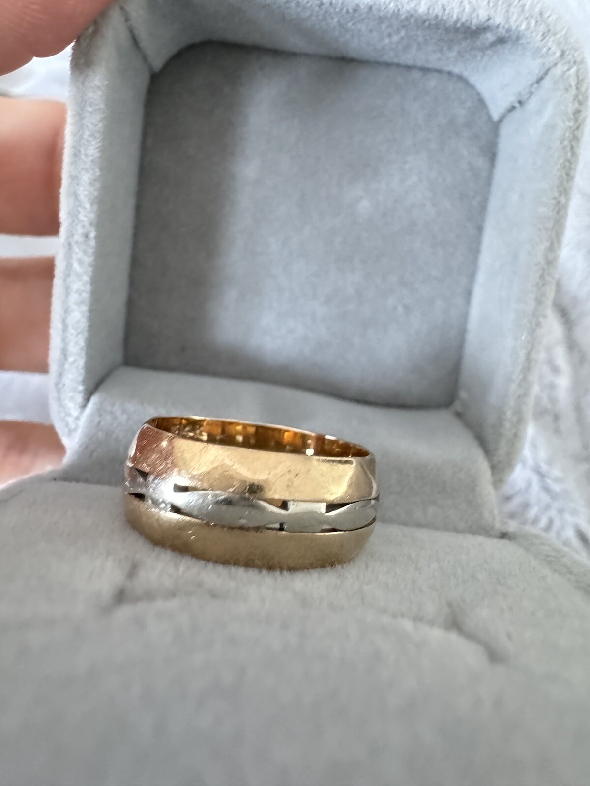 14K Two-Tone Gold Filigree Band Ring 7.6mm Wide Vintage Estate SZ 6 3/4
