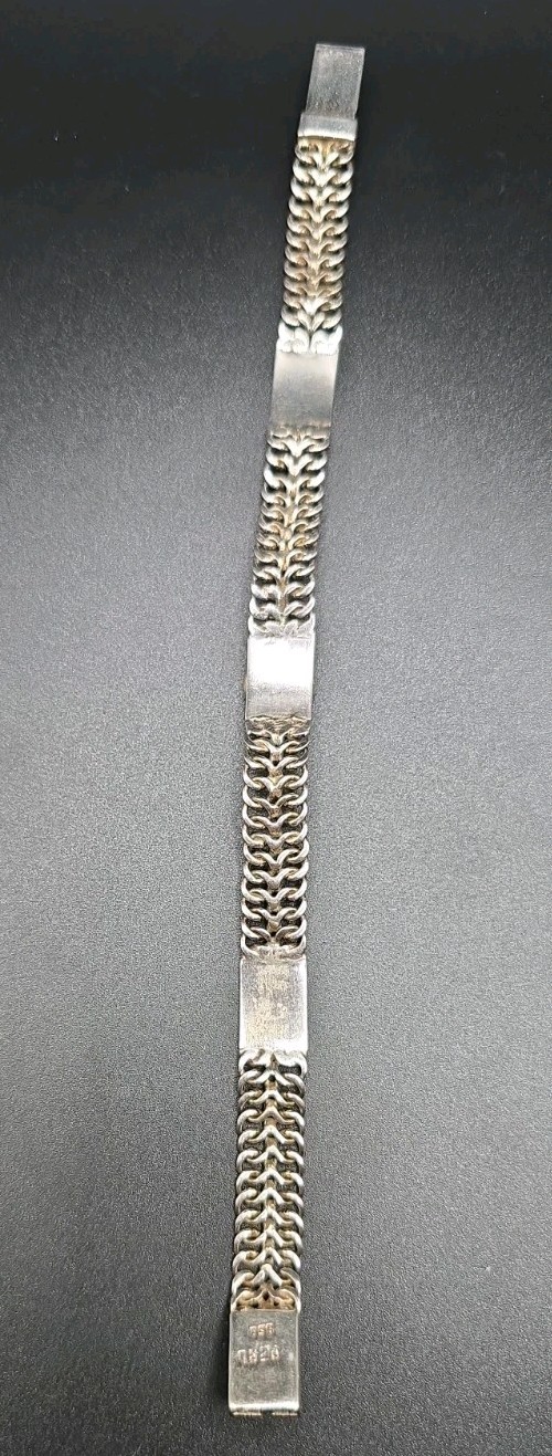 ​Vintage Peruvian 950 Silver Flat Foxtail Panel Pink Conch Shell Bracelet 7.5″