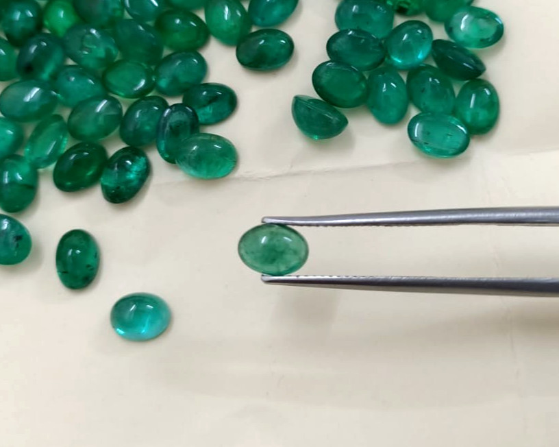 Natural Emerald Oval 3×5 mm Cabochon Loose Gemstone Polished for Ring Pendant