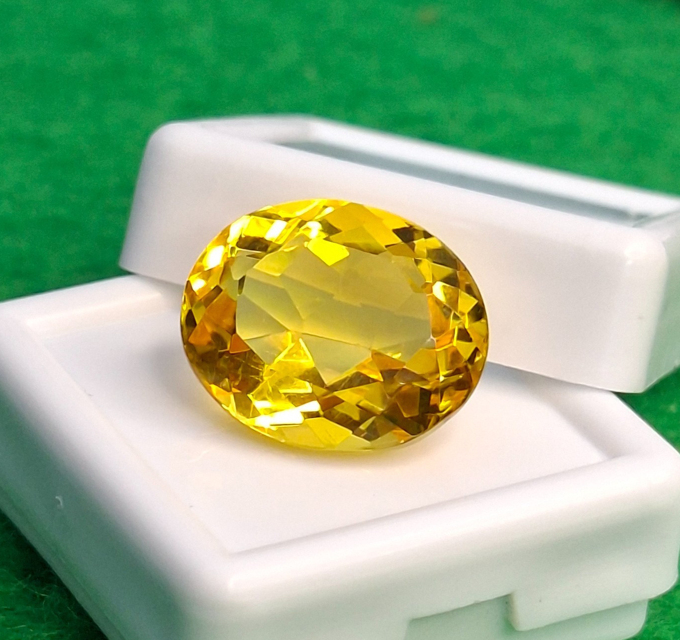 Real Yellow Natural Sapphire Oval Shape 11-13 Ct Certified Loose Gemstone GB021