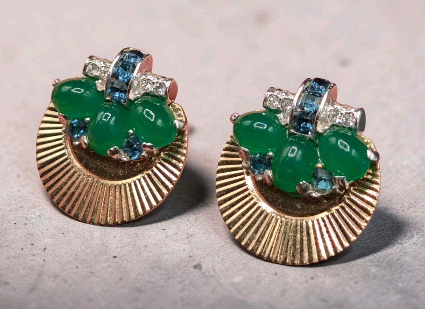 BOUCHER Signed Marcel Green Blue Clear Rhinestone Gold Tone Clip Earrings ⚠️READ