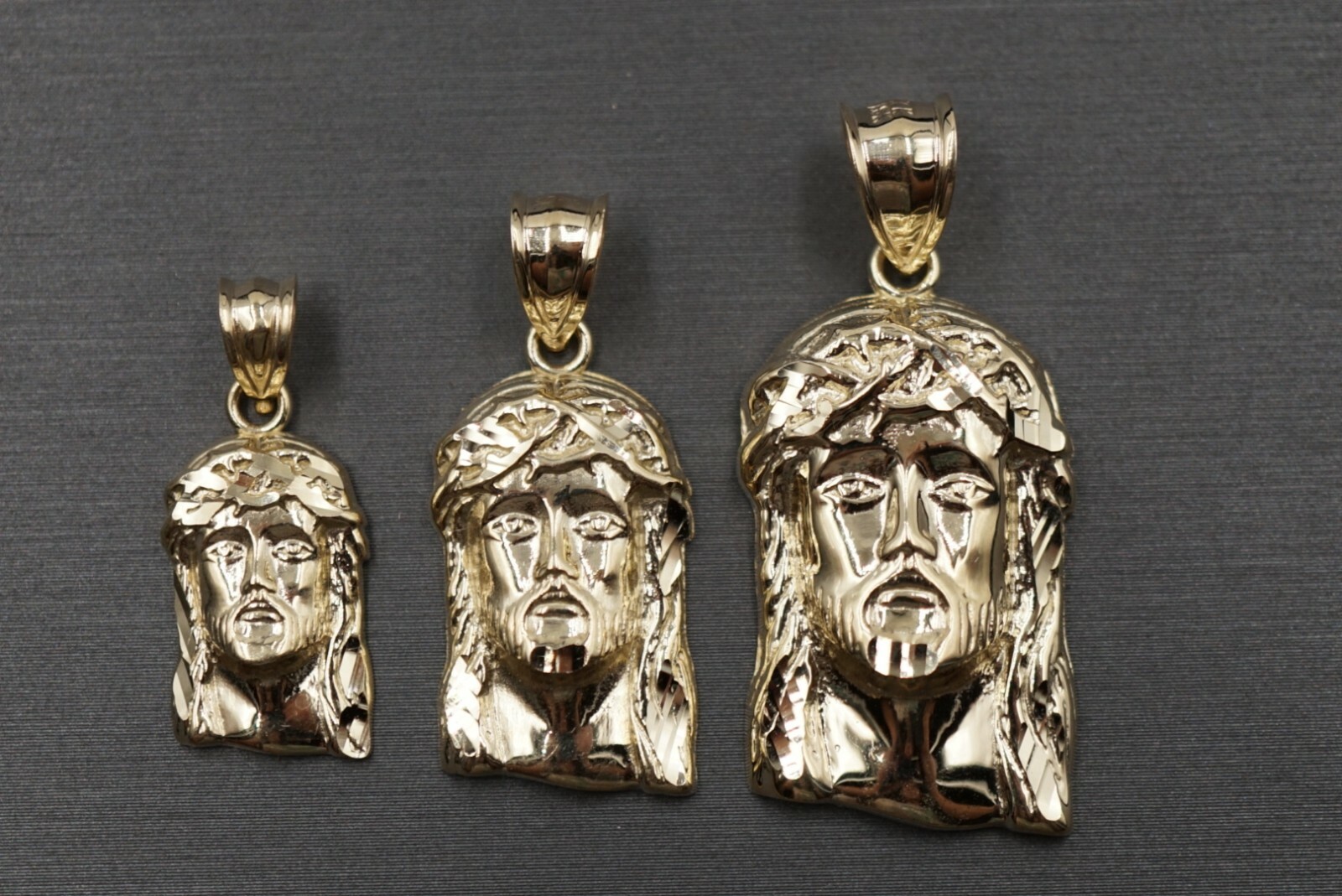10K Solid Yellow Gold Diamond Cut Jesus Face Charm Pendant. 3 Sizes
