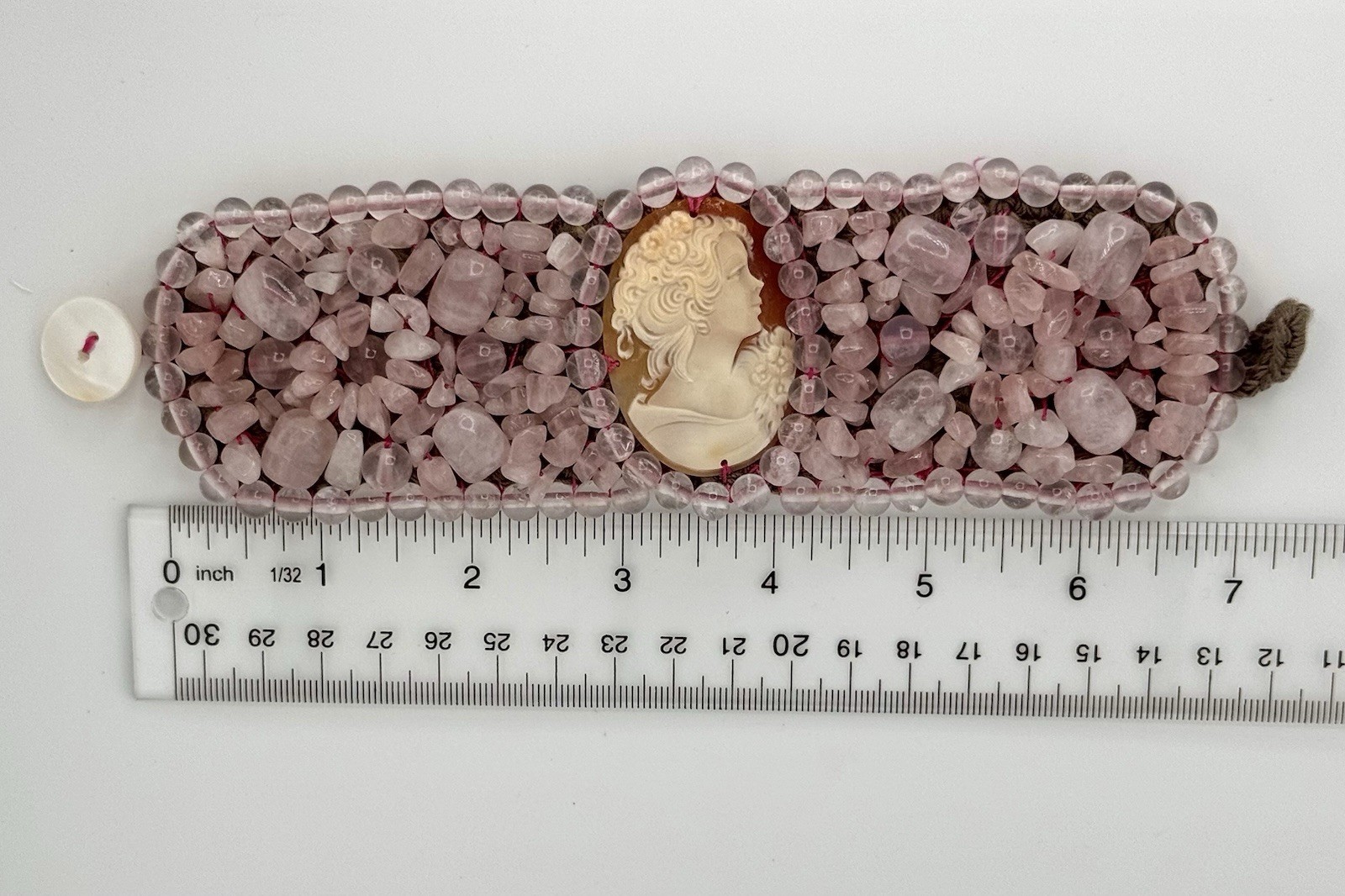 REAL 45mm SHELL CAMEO W/ COUNTLESS ROSE QUARTZ!! NWT- (TAG SAYS $980)