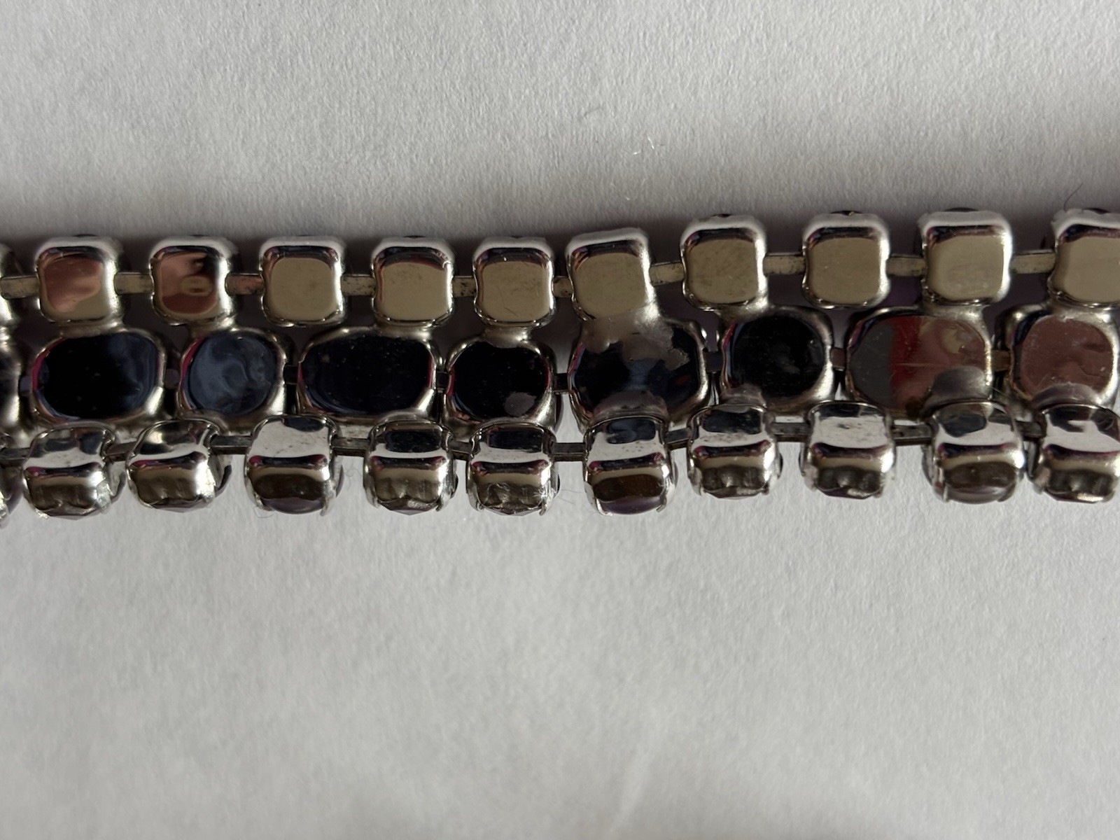 Vintage Purple Rhinestone Bracelet No Mark Great Condition 7” Silver Tone