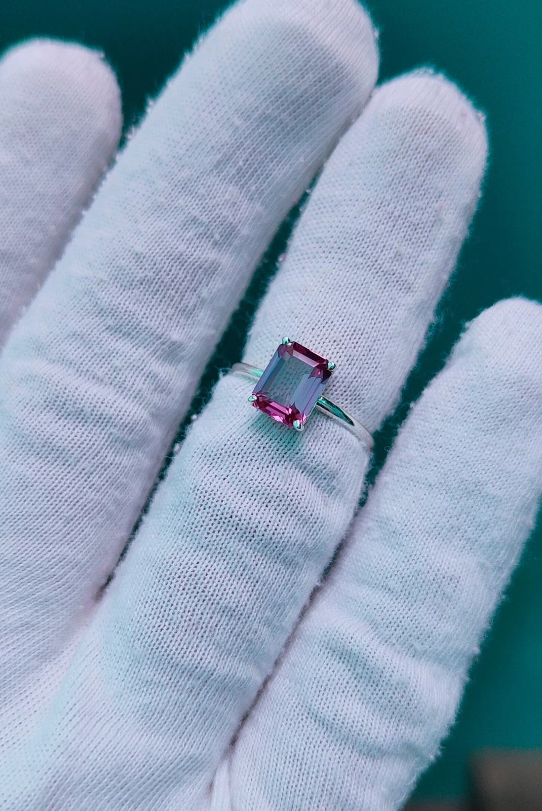 Certified 7 Ct Natural Alexandrite Emerald Gemstone Ring – Crafted 925 Silver