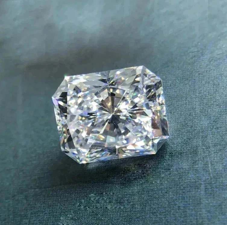Loose 6.00 Ct Radiant Cut Lab Grown CVD Diamond Certified VVS1 Clarity D Color