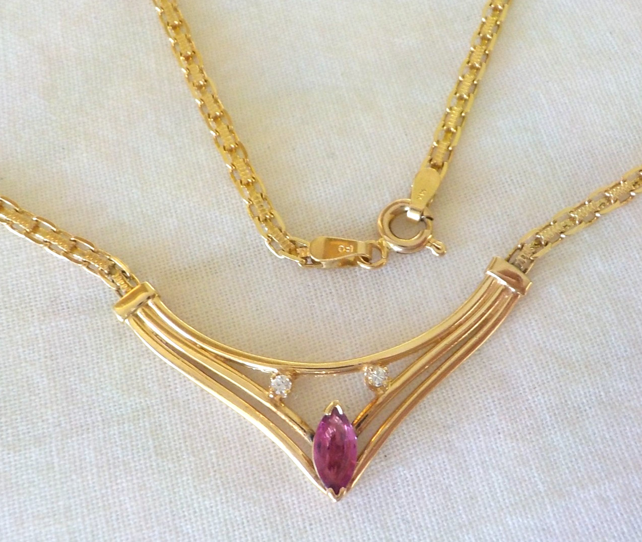 Estate 14K Yellow Gold Natural Ruby Diamond Necklace – 7.34 gms, 17 in, 0.38 ctw