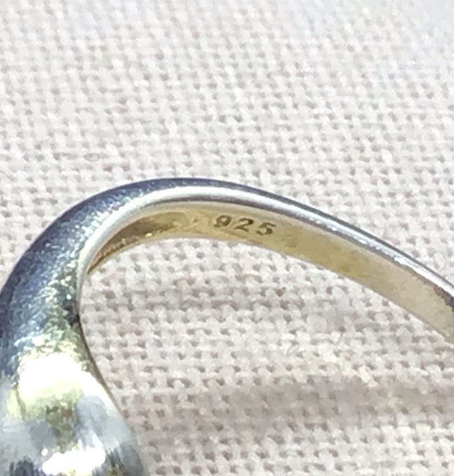 Sterling Silver 925 Unique Design Ring Sz 7.5 Y2342