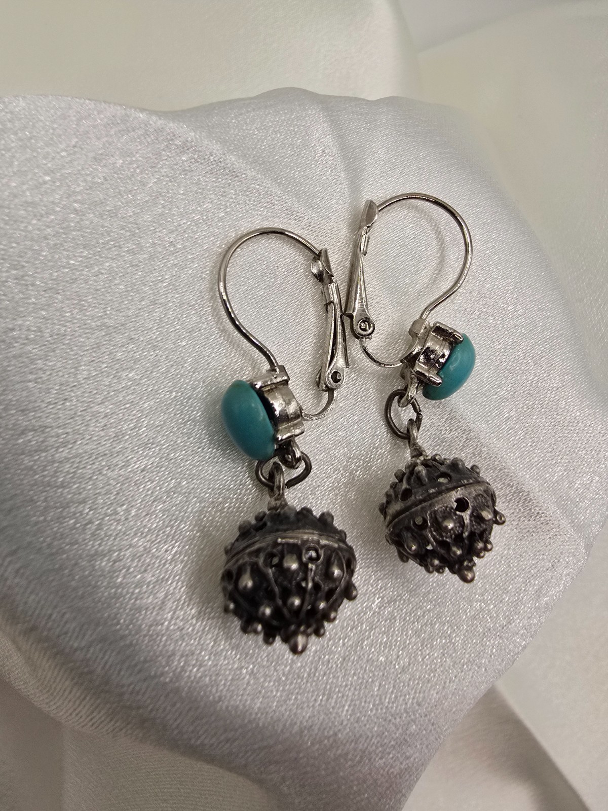 Vintage Croatian Botuni Ball Dangle Earrings Turquoise Silver Tone 6.12g
