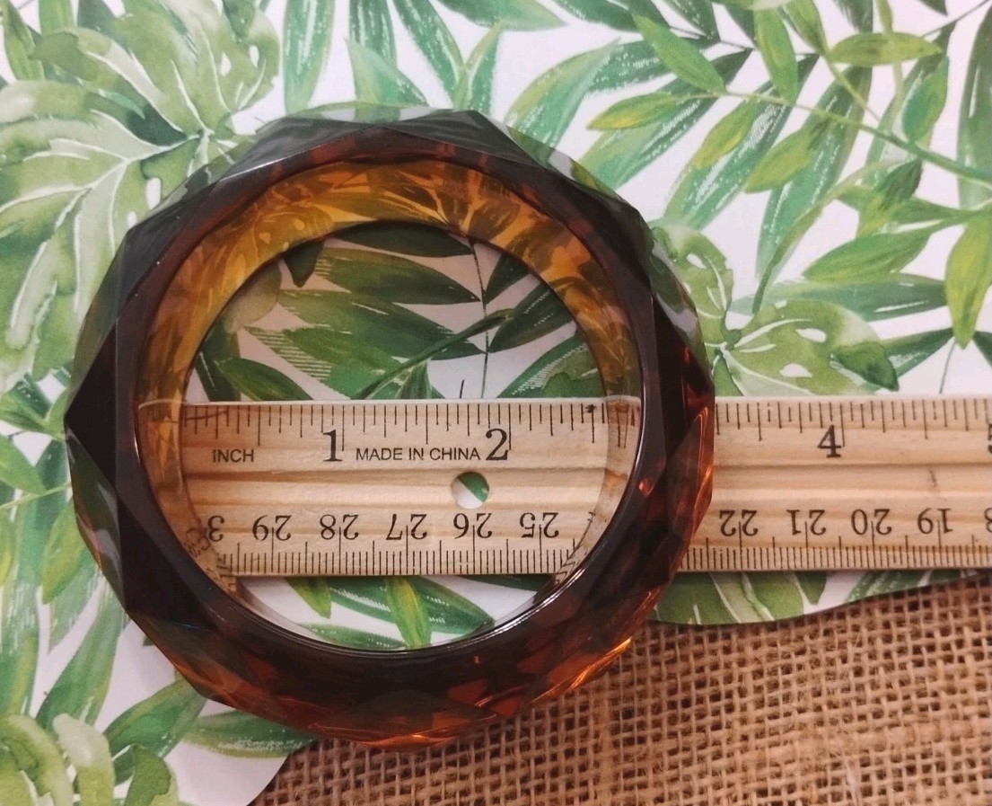 CHUNKY! Root Beer Toned Faceted Brown Acrylic/Lucite Bangle Bracelet, Nice!