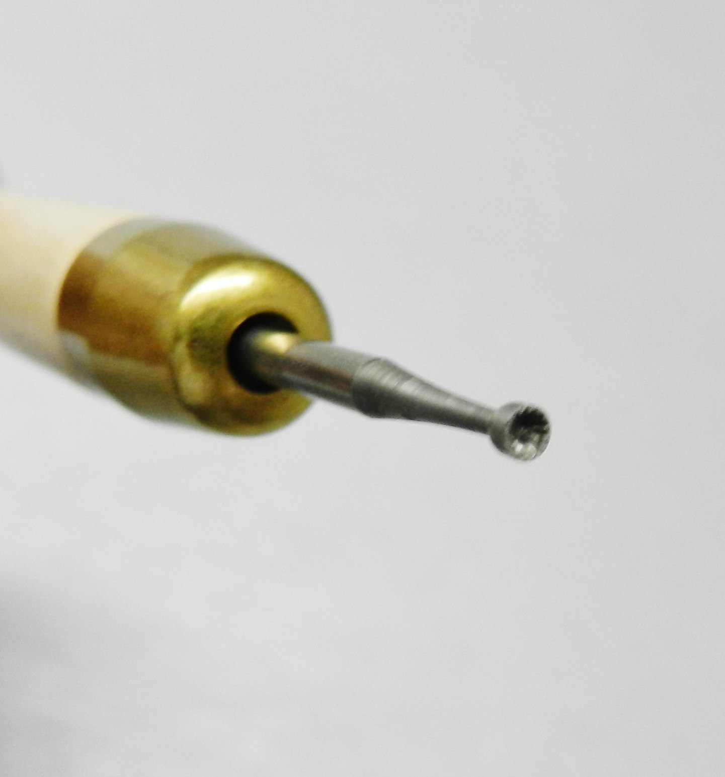 Wire Rounder Tool with Wooden Handle Debur Wire End Wire Working Tool Round Bur