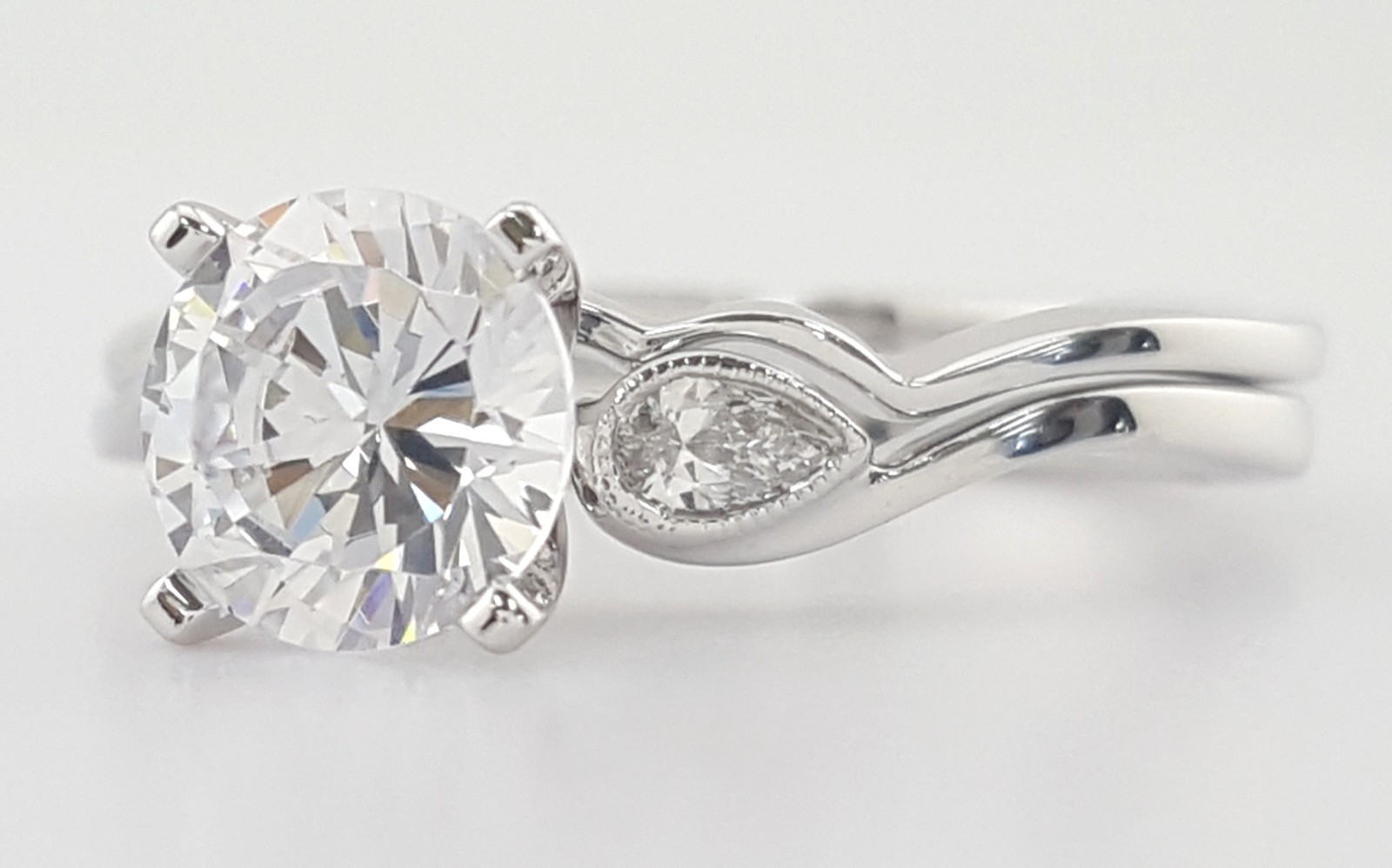 Simon G MR2342 Semi-Mount Duchess 18k White Gold Engagement Ring Set Rtl $2,300