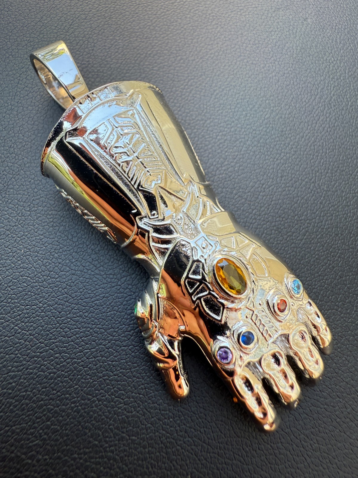 Limited Edition Thanos Infinity Hand Glove Gauntlet 925 Sterling Silver Pendant
