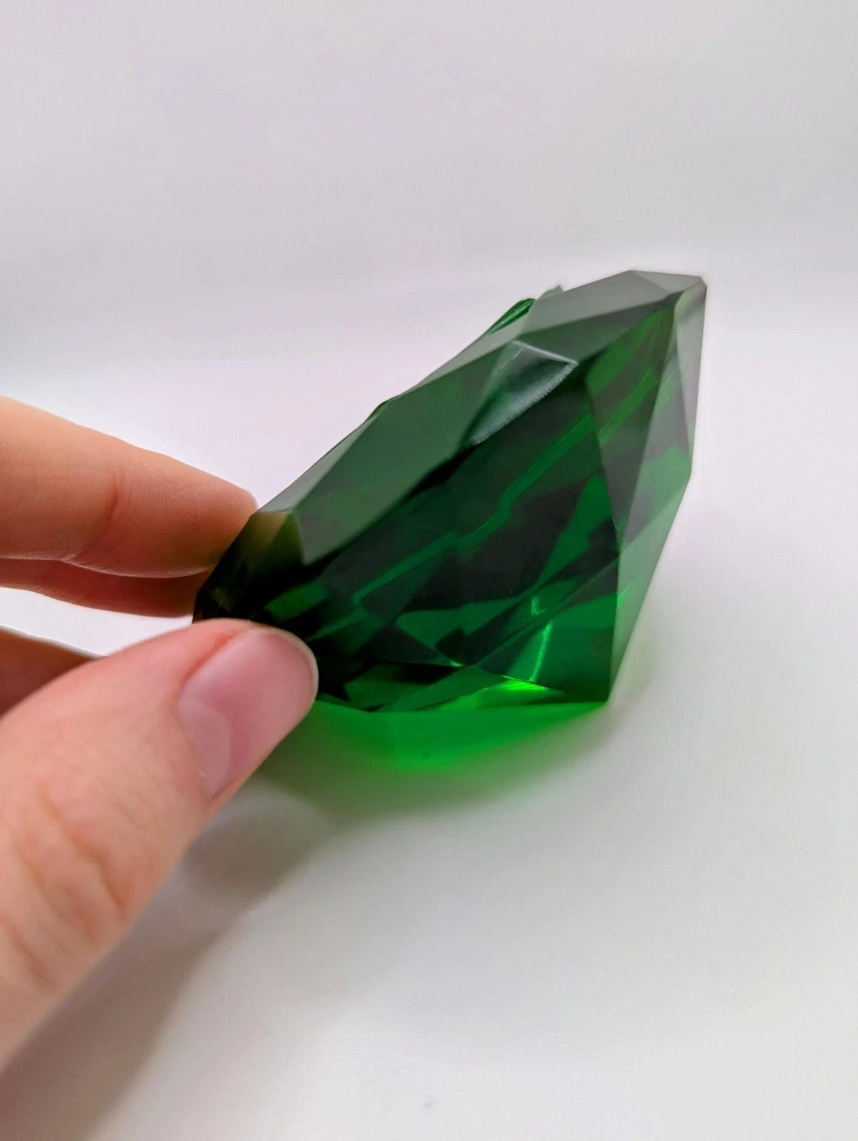 Certified 300 Ct AAA+ Natural Tsavorite Green Garnet Round Cut Loose Gemstone