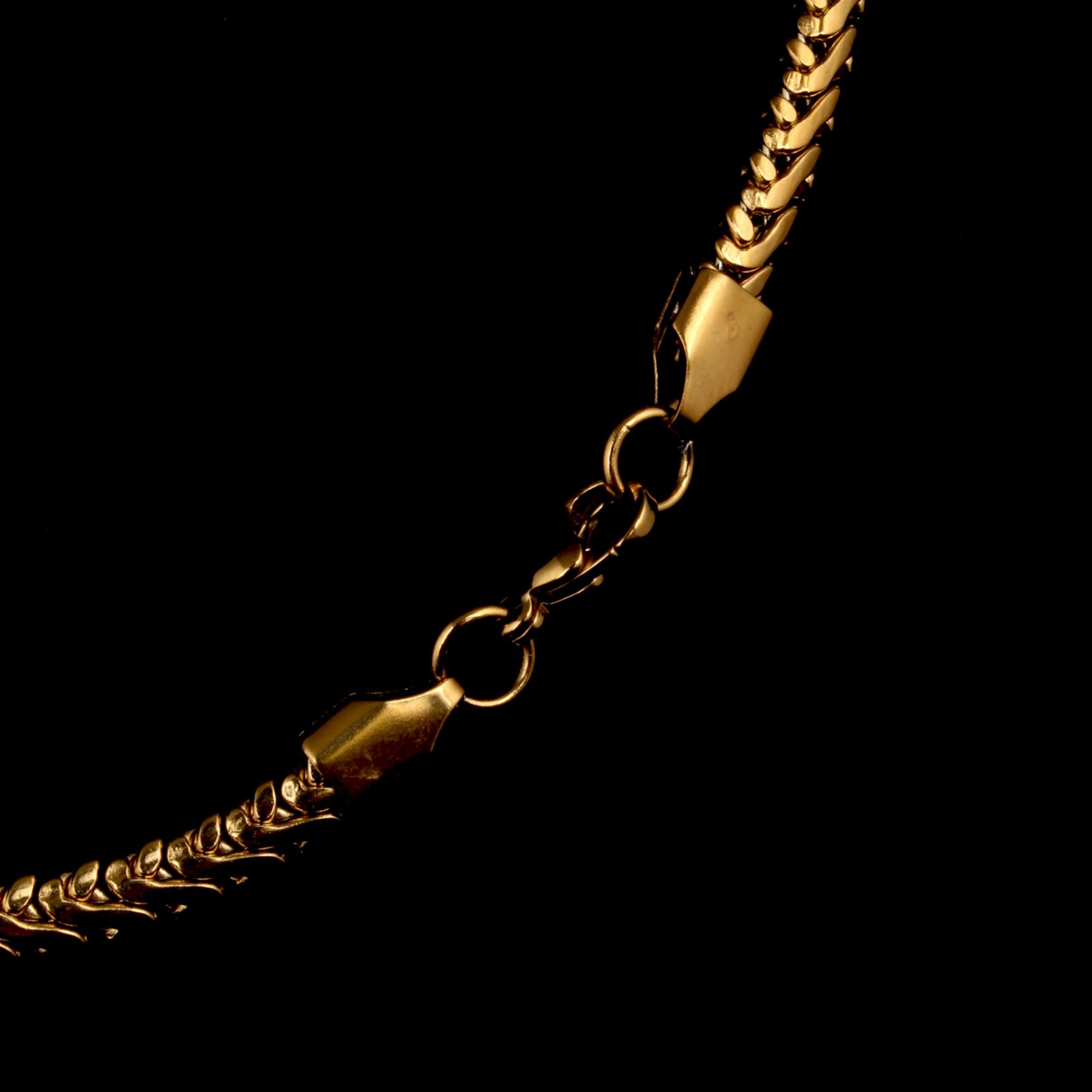 Gold Plated Premium Fishbone Chain Necklace for Men & Women Stylish Link Chain