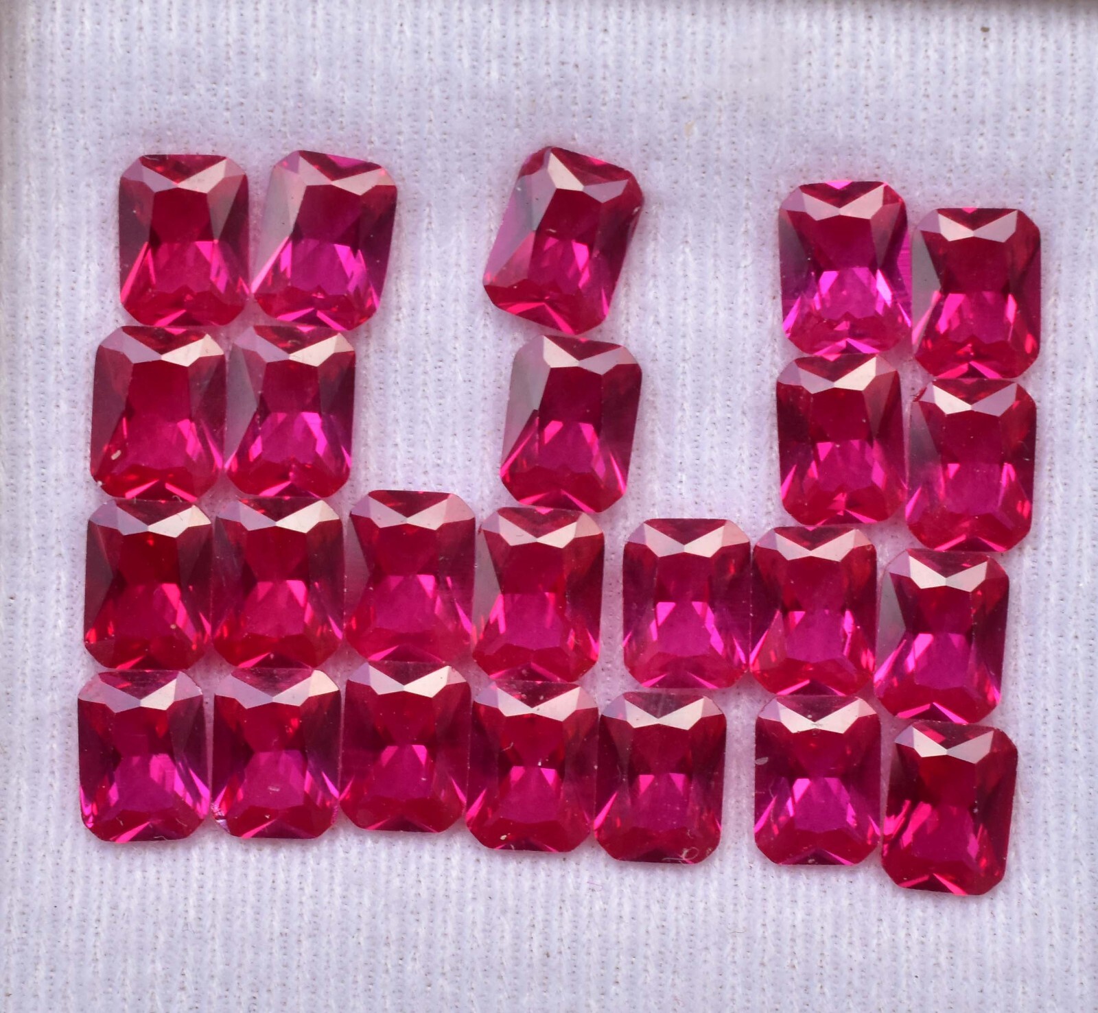 24 Pcs Natural Mogok Red Pink Ruby Emerald 7.80mm Certified Stunning Gemstone