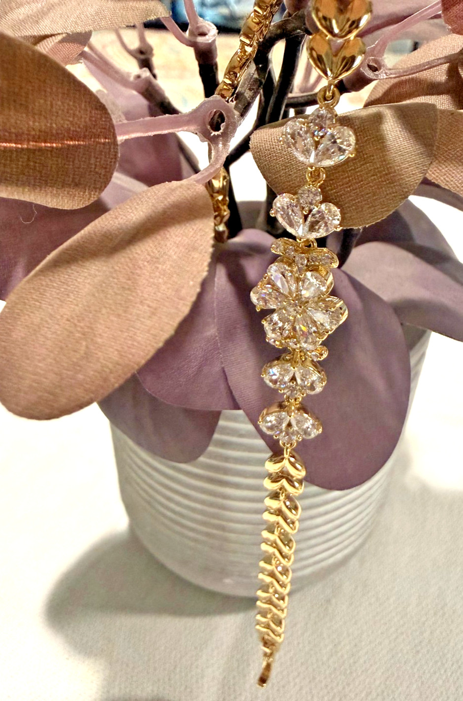 ✨ 14K Gold Filled White Zirconia Flower Bracelet – Elegant & Hypoallergenic ✨