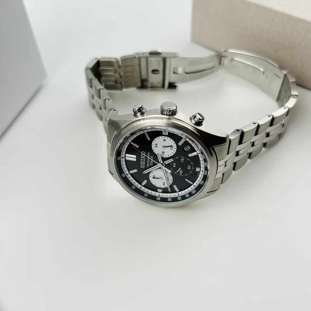 Seiko Essentials SSB429 Men’s Chronograph Quartz Watch Black Dial New/Box 41.5MM