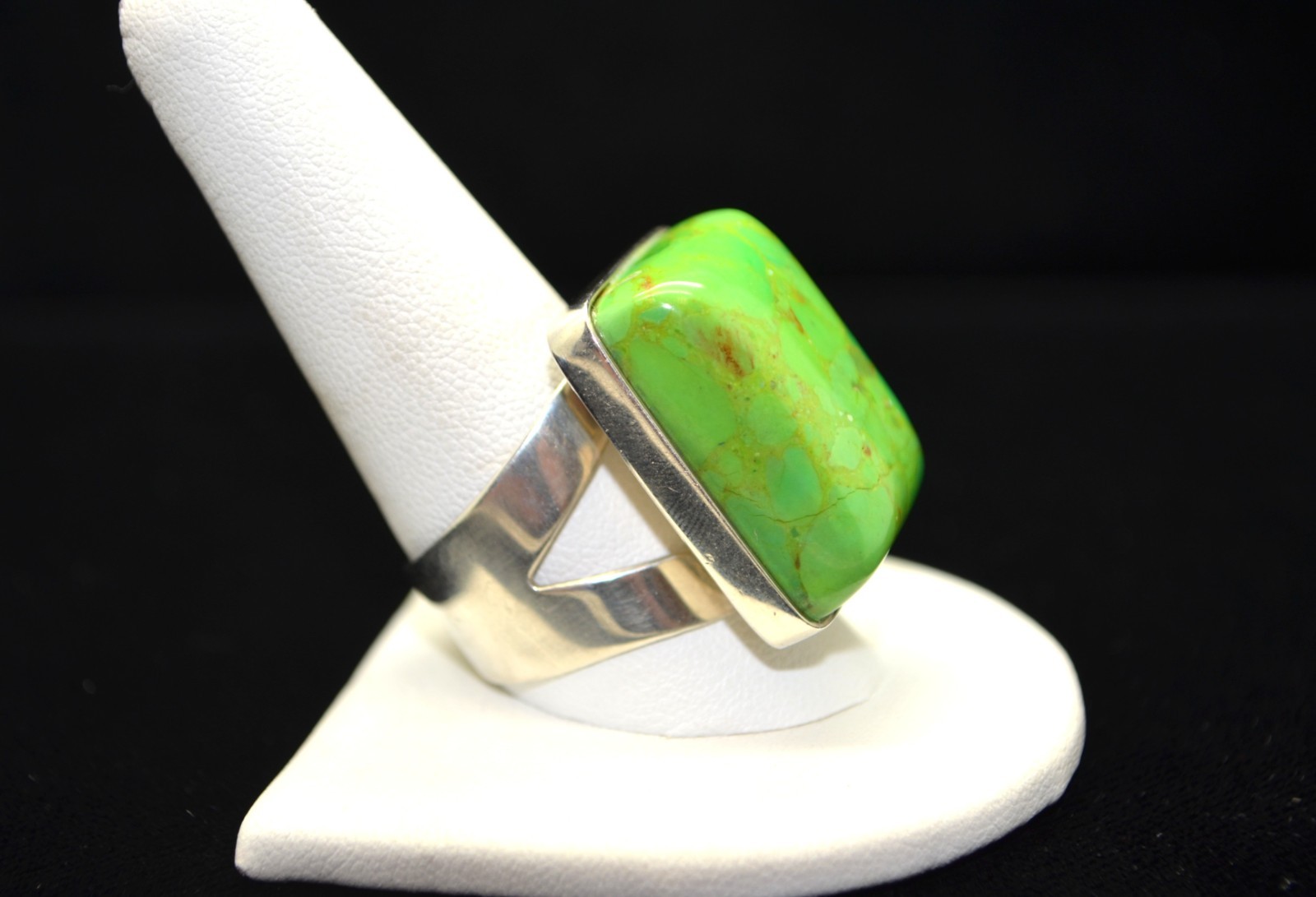 Sterling Silver Gorgeous Large Rectangular Green Stone Ring SZ 12.0 #FMG239