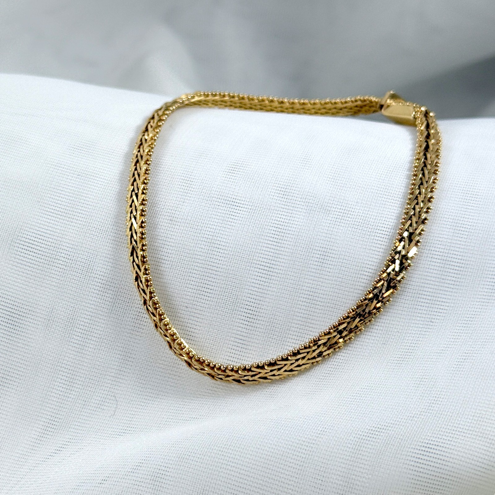 18K Solid Gold Braided 7″ Bracelet, Herringbone Woven, 9g Mexico Yellow Gold