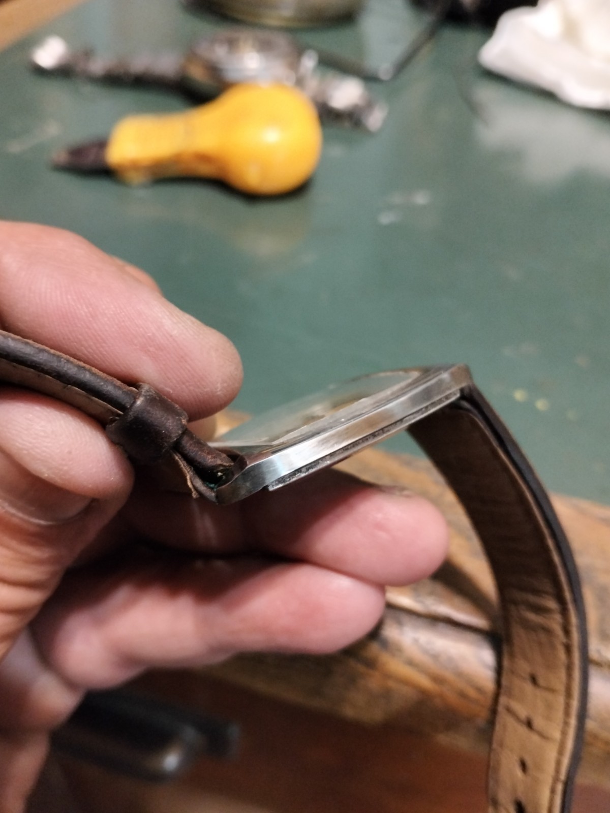 omega de ville men
