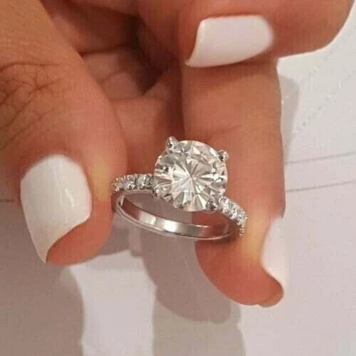 2.00 Ct Round-Cut Lab Created Diamond Engagement Ring 14K White Gold Finish