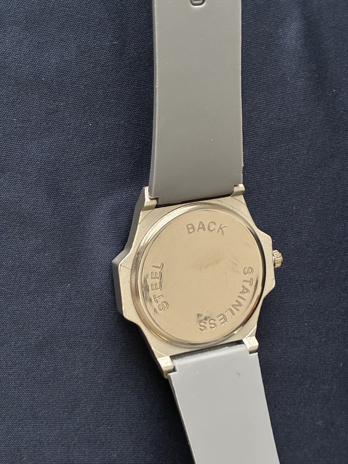 GICIKI Gray Skeleton Dial Quartz Watch Silver Case Gray Rubber Strap Box
