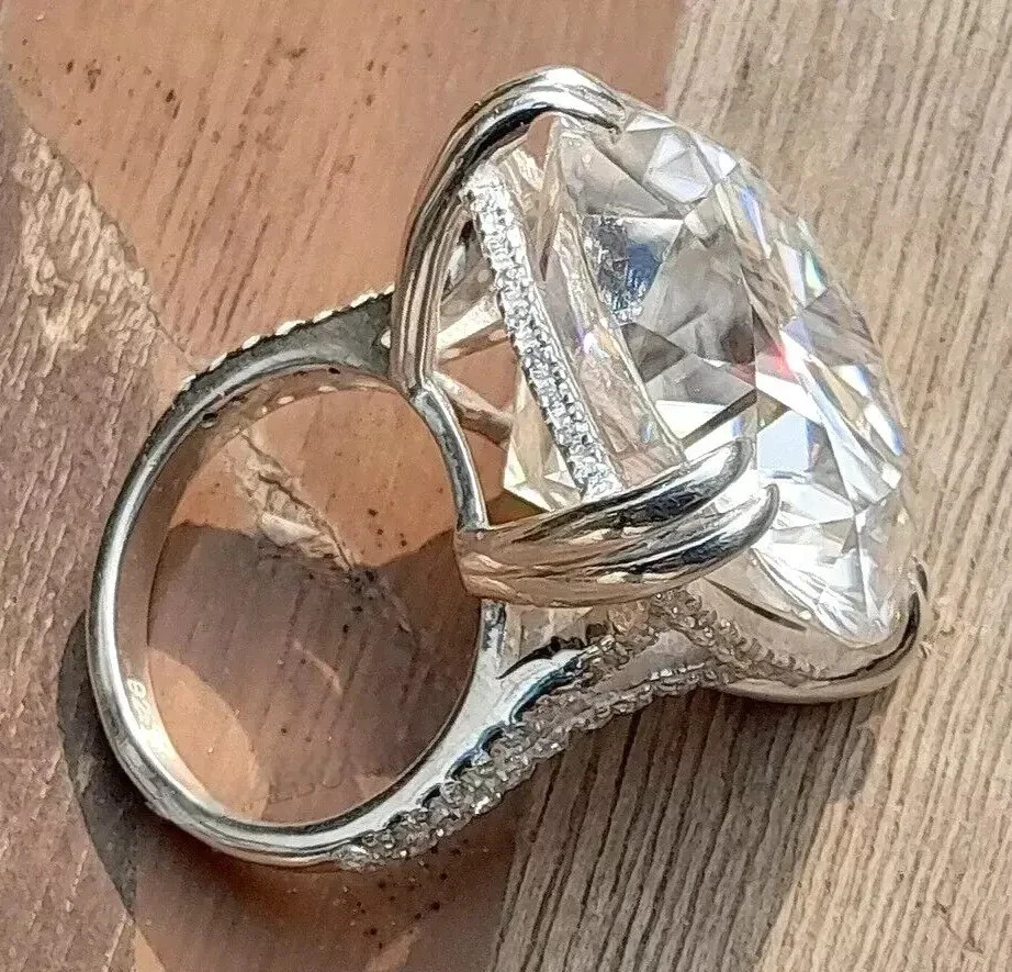 Huge RARE 16.15 Ct Certified White Diamond Solitaire Ring In 925 Silver.