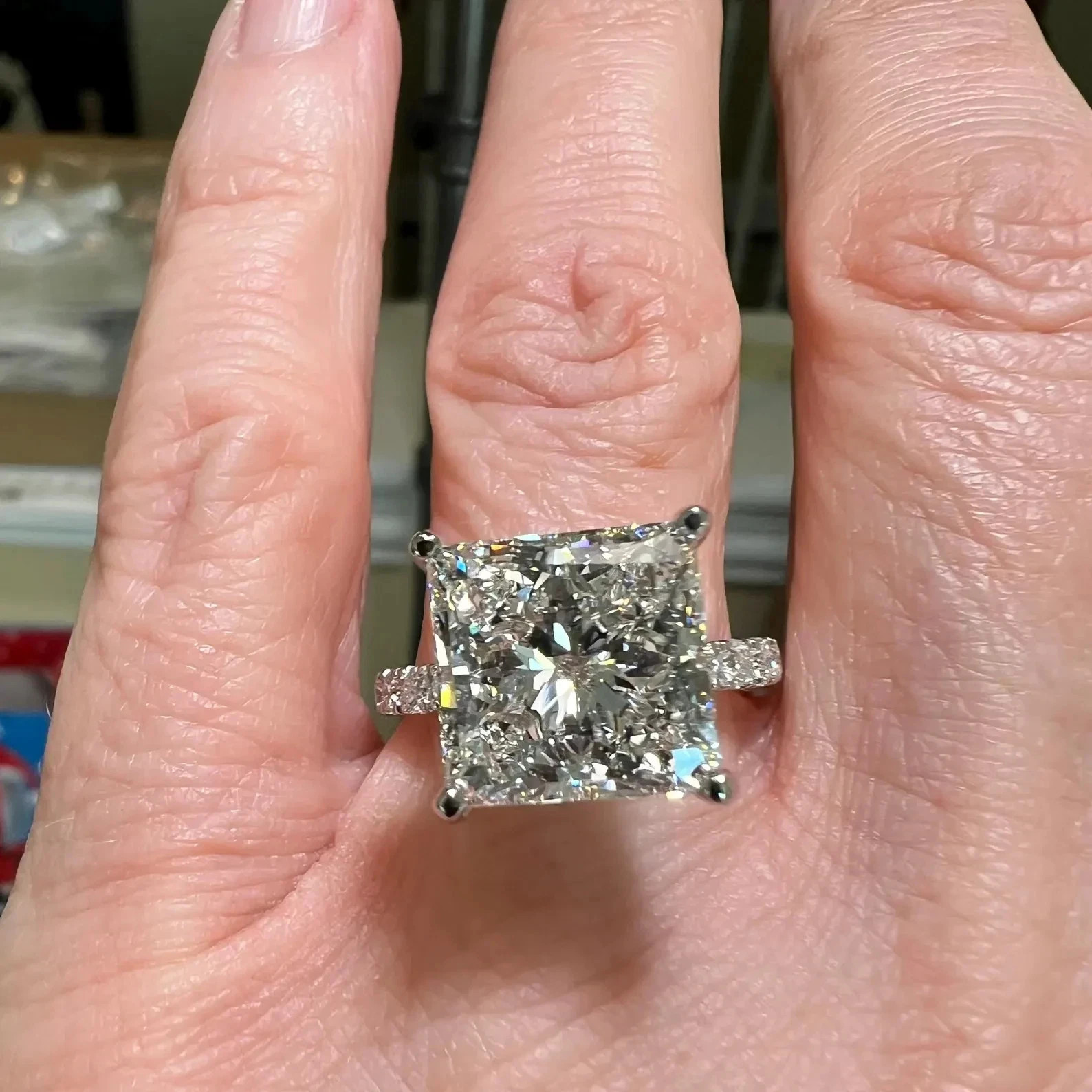 6 CT Certified Princess Cut White Diamond Ring, Tariffs FREE & Matching Studs.