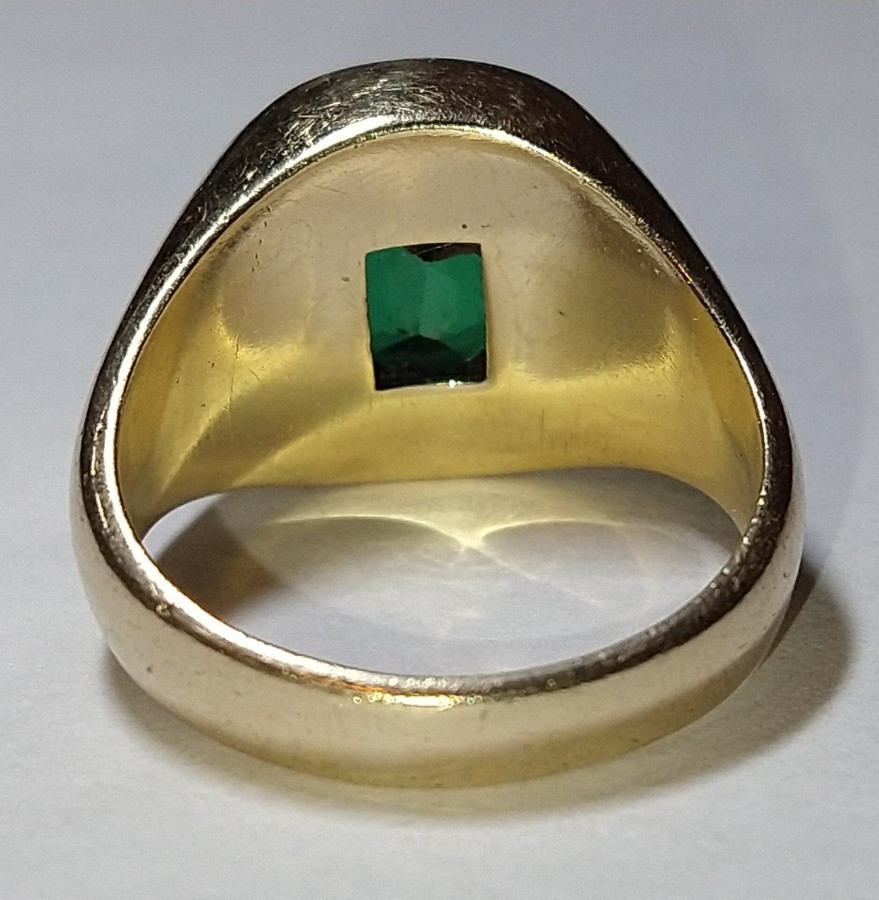 Solid heavy 9k gold ring 12.0 grams – sz 10.75