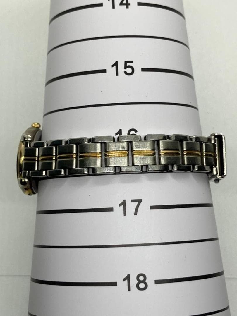 Excellent condition, fully functional SEIKO Lucent women’s quartz watch.
