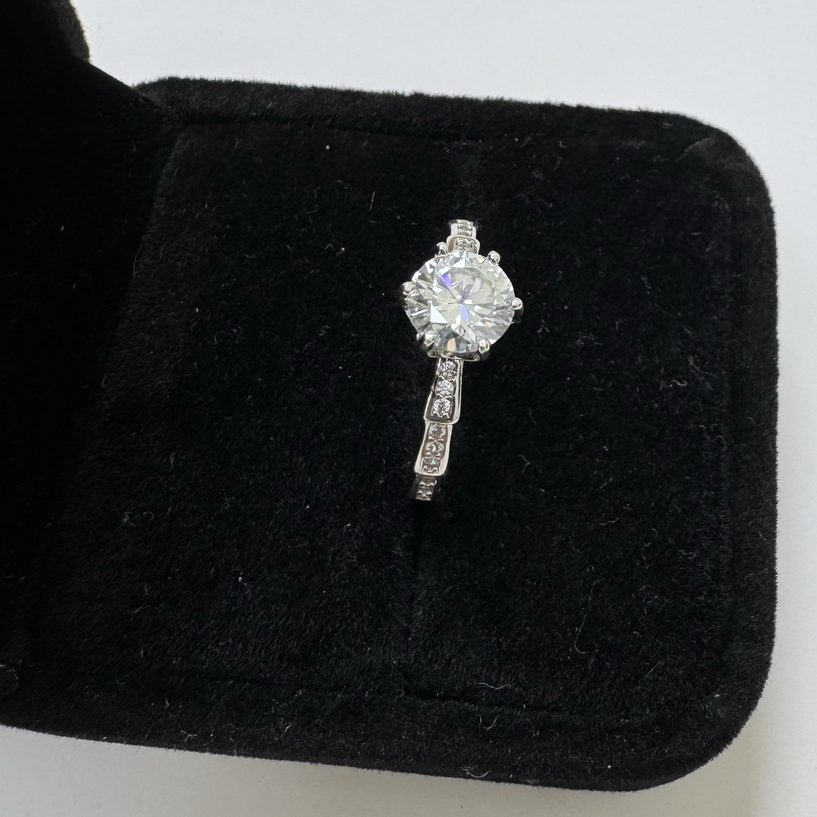 1 Ct Moissanite engagement Ring Size 6.25, 925 Sterling Silver