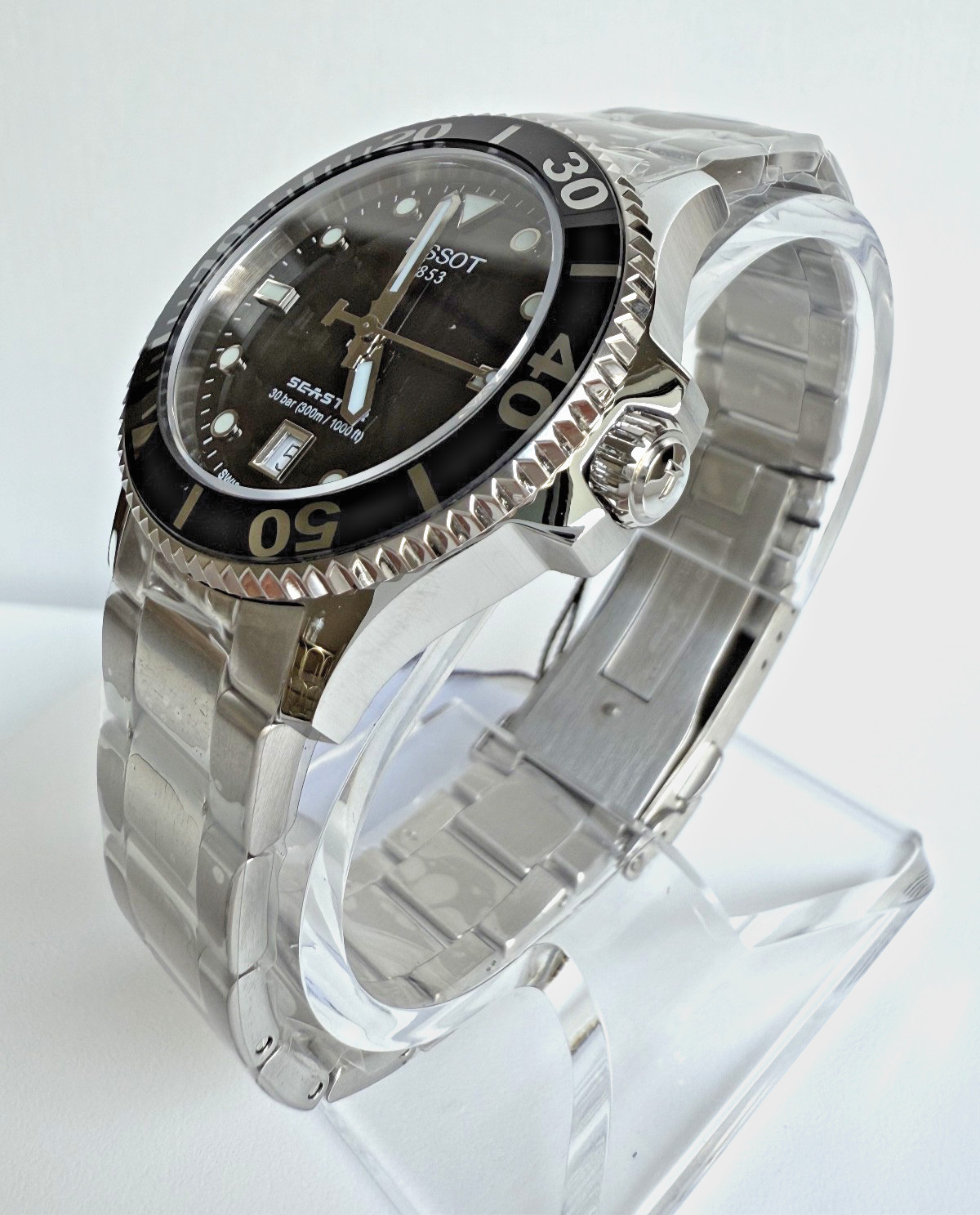 Tissot Seastar 1000 Black Unisex Adults Watch – T120.210.11.051.00