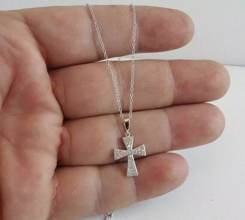 0.70Ct Round Cut VVS1/D Diamond Cross Pendant 14K White Gold Finish Free Chain