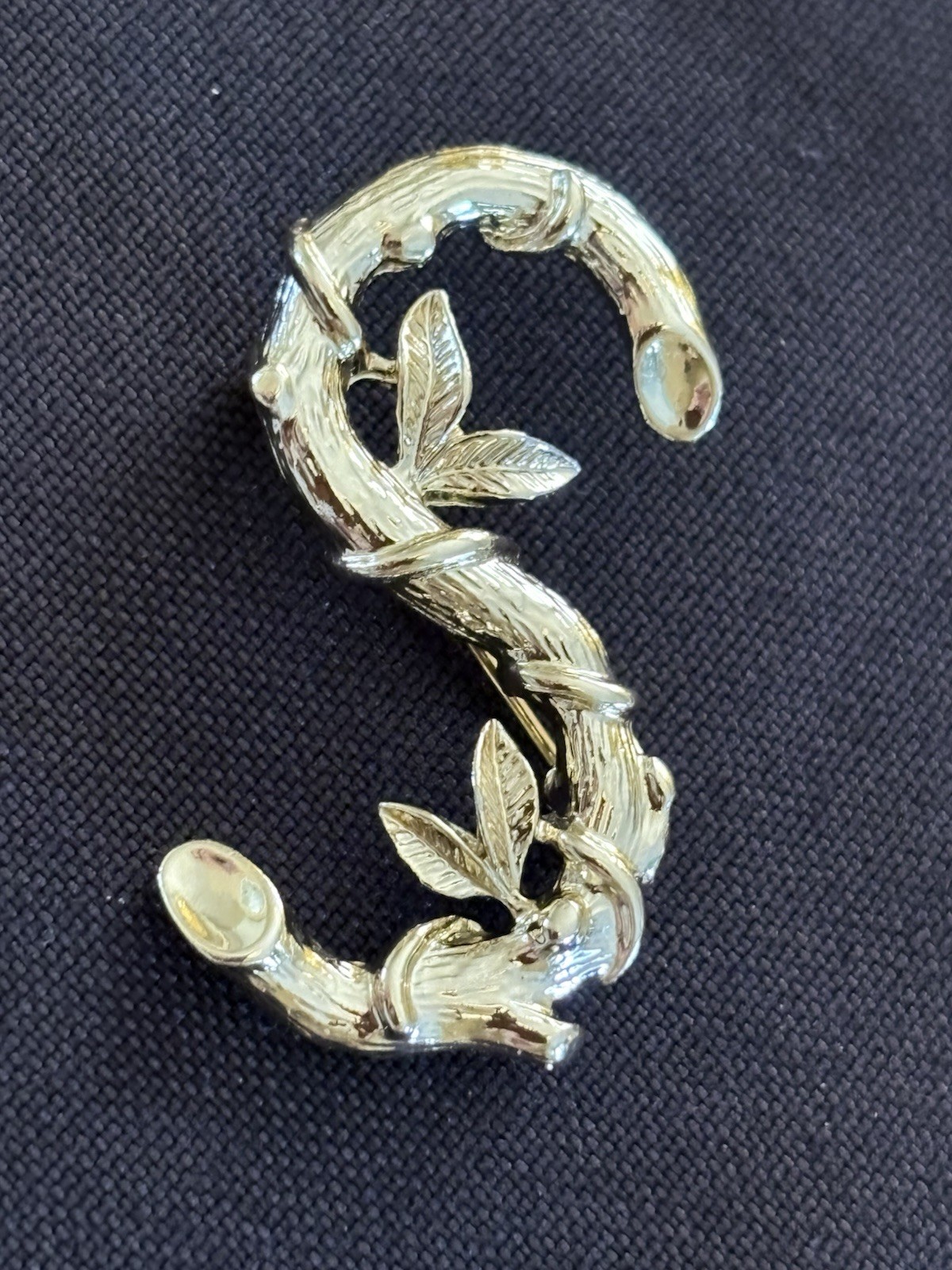 Sarah Coventry Gold-Tone Bamboo Letter S Vintage Brooch Pin Signed