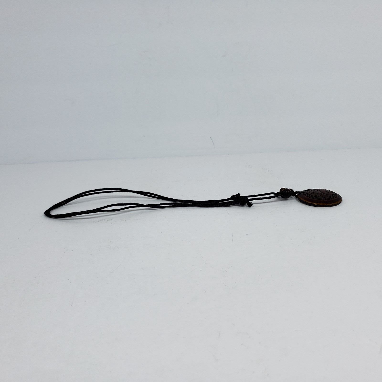 Vintage Adult Fashion Brown Yin Yang Wooden Adjustable Pendant Necklace 035