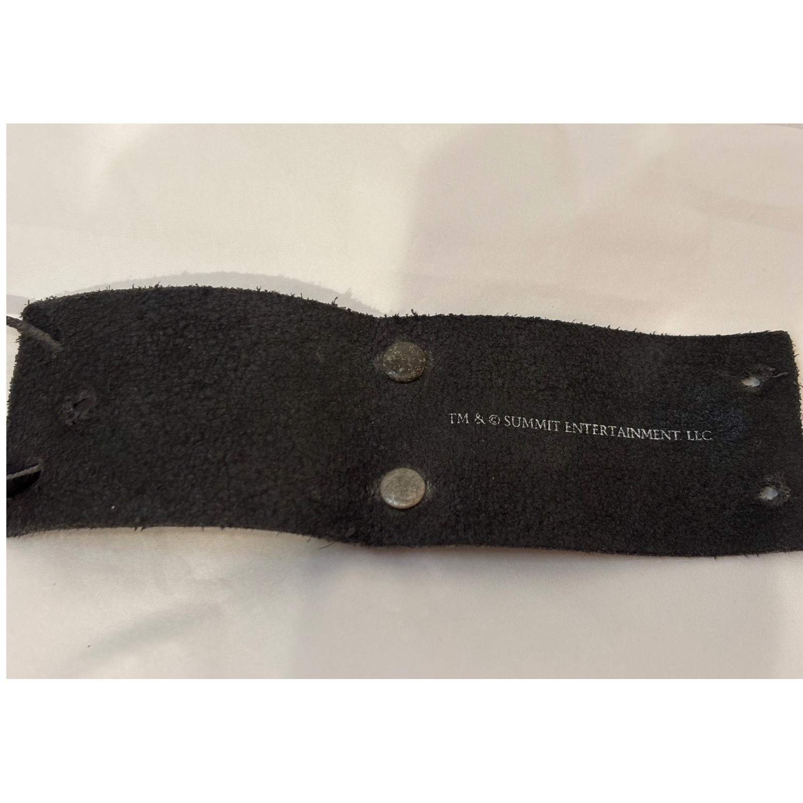 Twilight Saga New Moon Edward Cullen Crest Black Leather Cuff Bracelet Summit