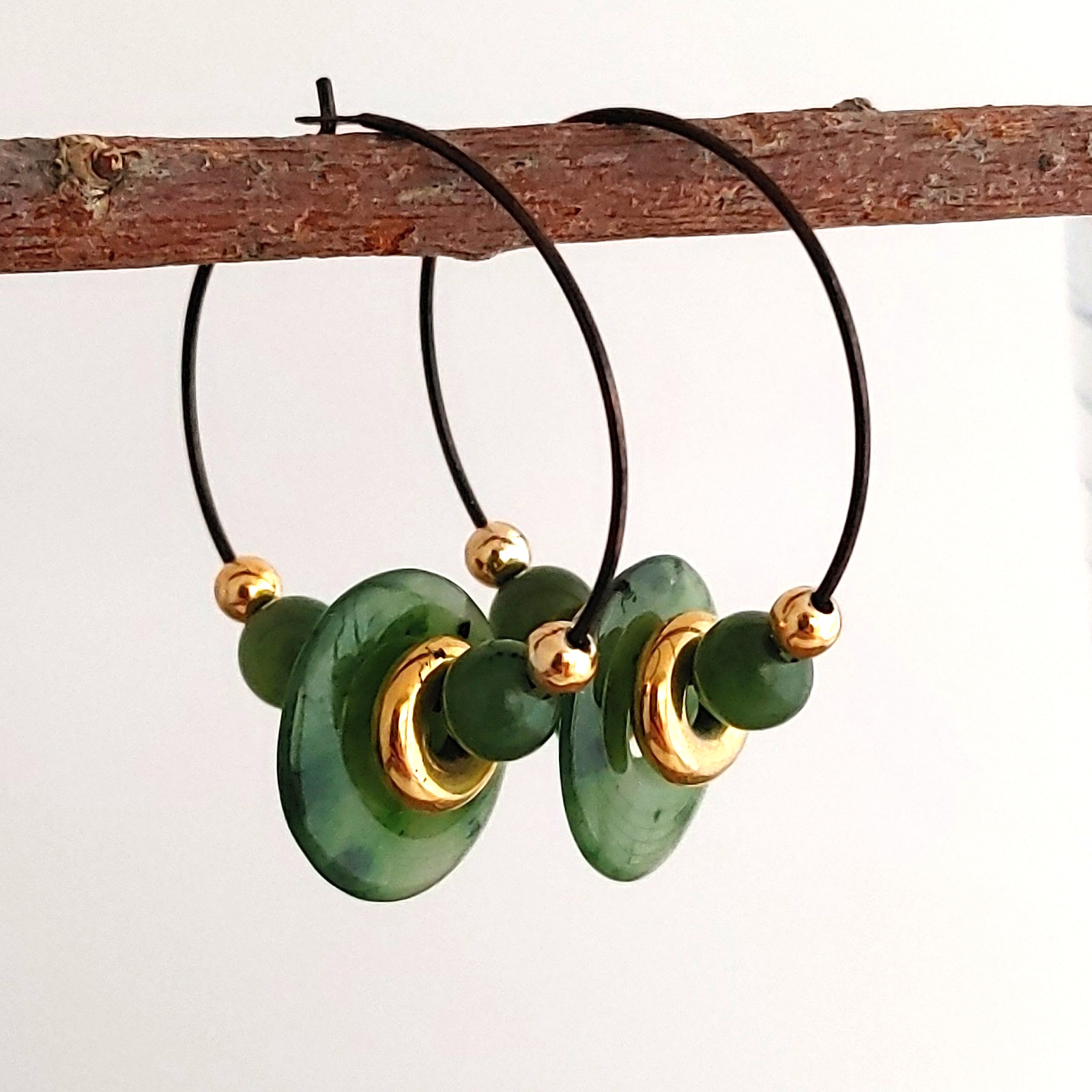 Green Stone Donut HOOP Earrings Gold Tone Beads Black Wire Translucent 1” Across