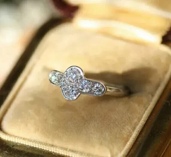 2Ct Round Cut Simulated Diamond Women’s Anniversary Ring 14K White Gold Plated