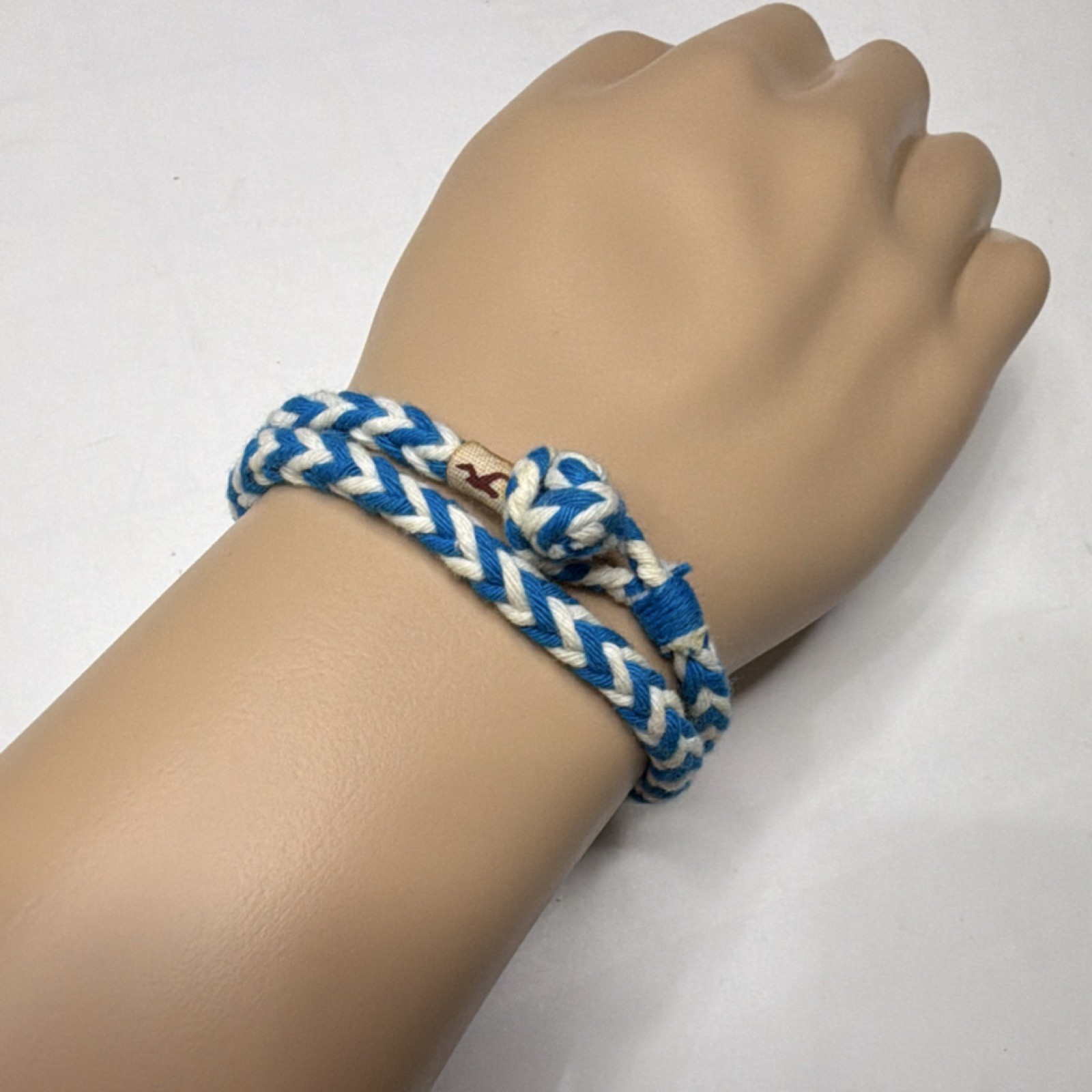 Hollister Blue White Braided Cotton Bracelet Adjustable Knot Closure Unisex 16″