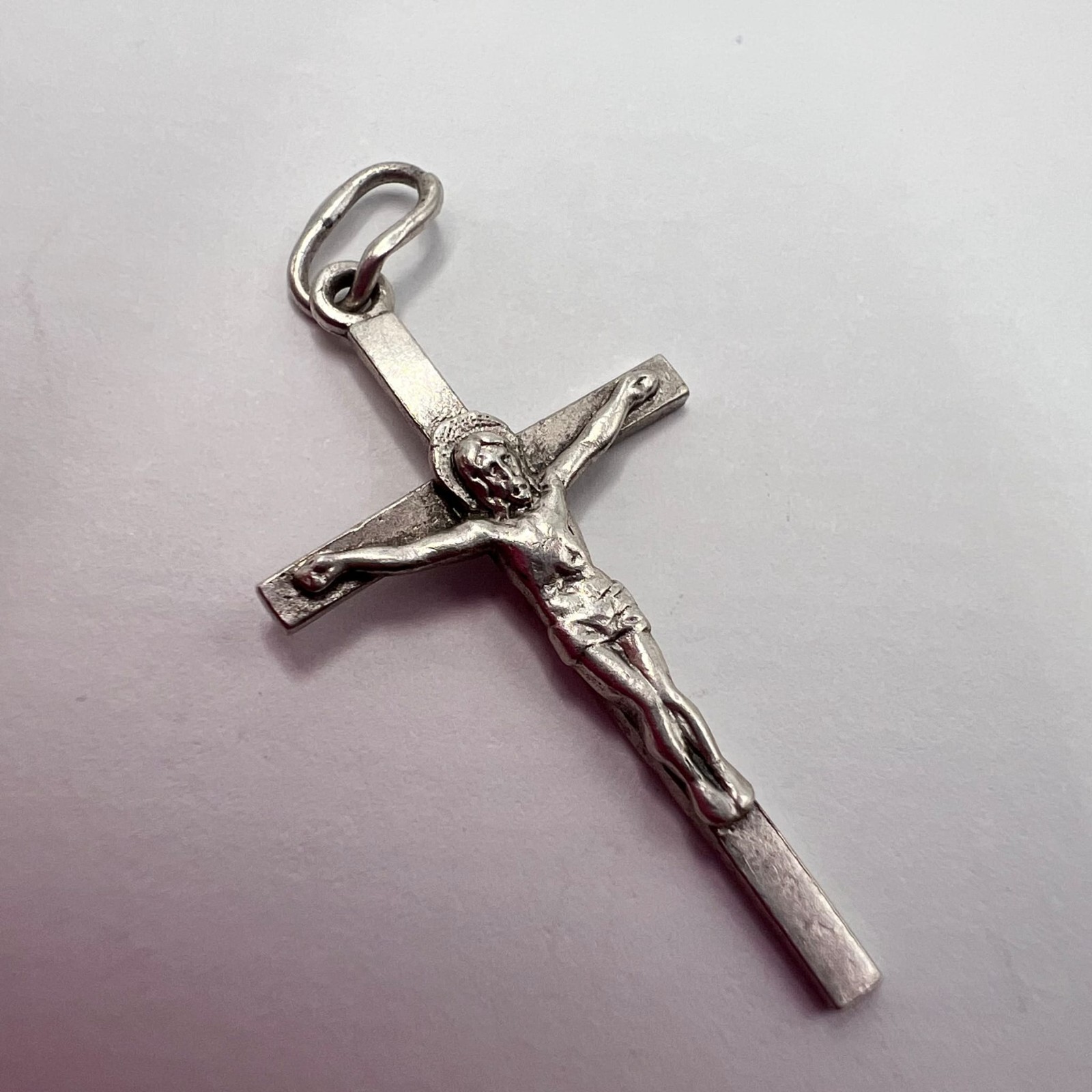 Solid 925 Sterling Silver Jesus Crucifix Cross Pendant Charm Stamped 1.35g