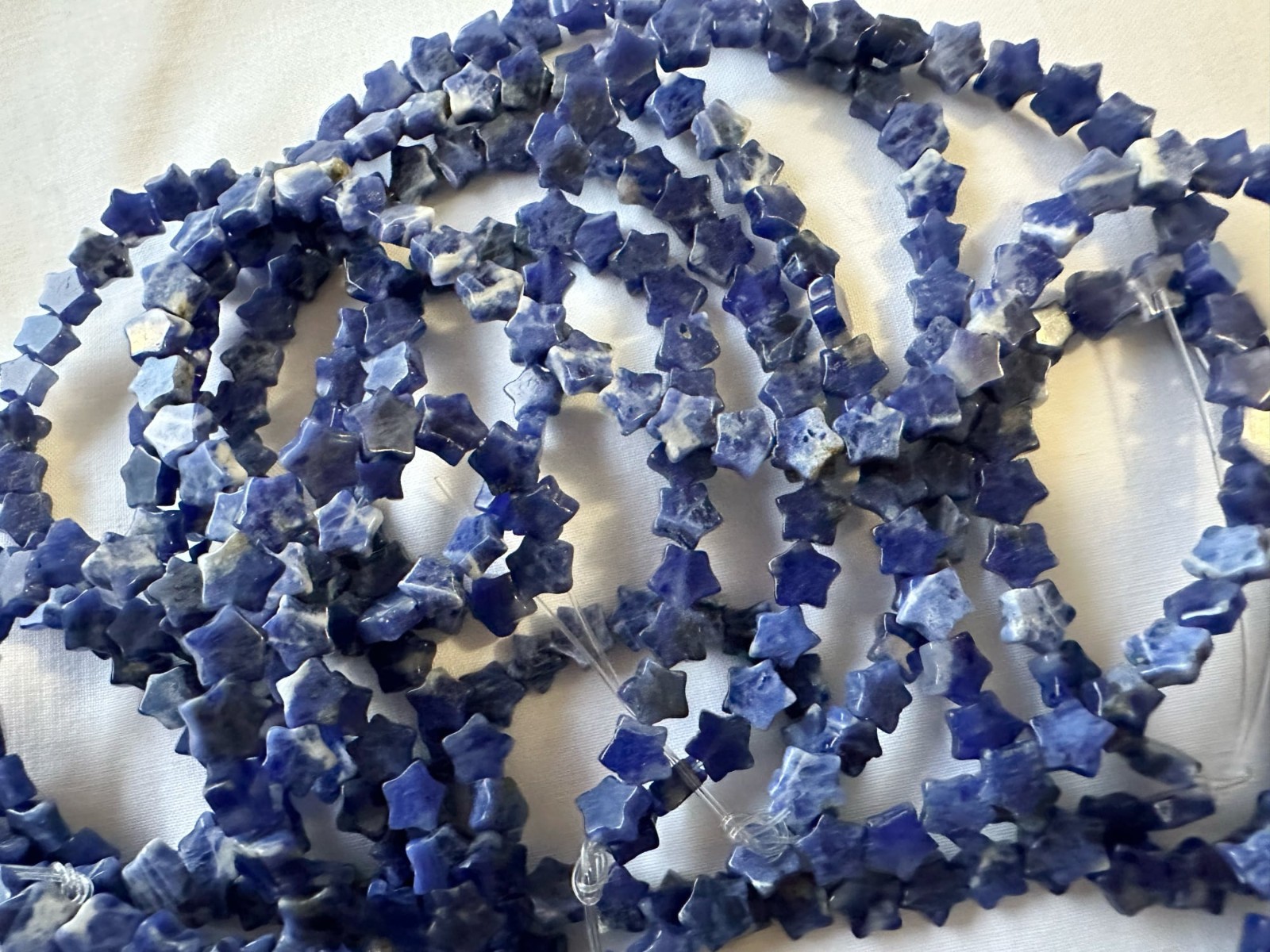 15 1/2″ Str Natural Sodalite 5-6mm Across Cute Small Star Stone Beads A177 DNG