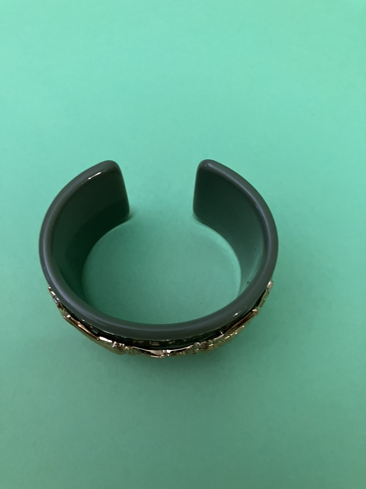 Tory Burch Green Grasshopper Cuff Bracelet Resin & metal Signed fits small wrist