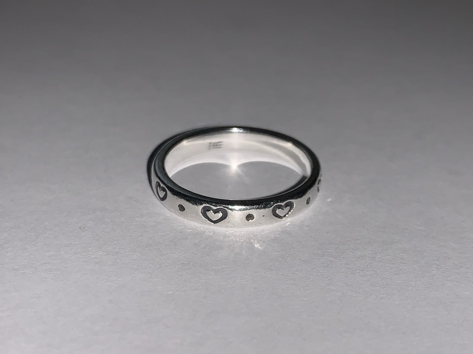 James Avery Retired Design Heart Stackable Ring in Size 7.5